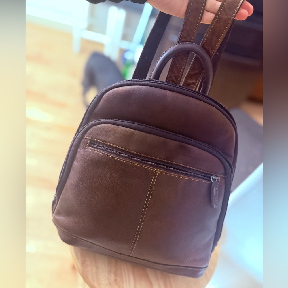 Jack Georges: Women’s leather hand bag backpack